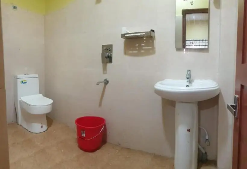 اتاق اکونومی, London House Resort