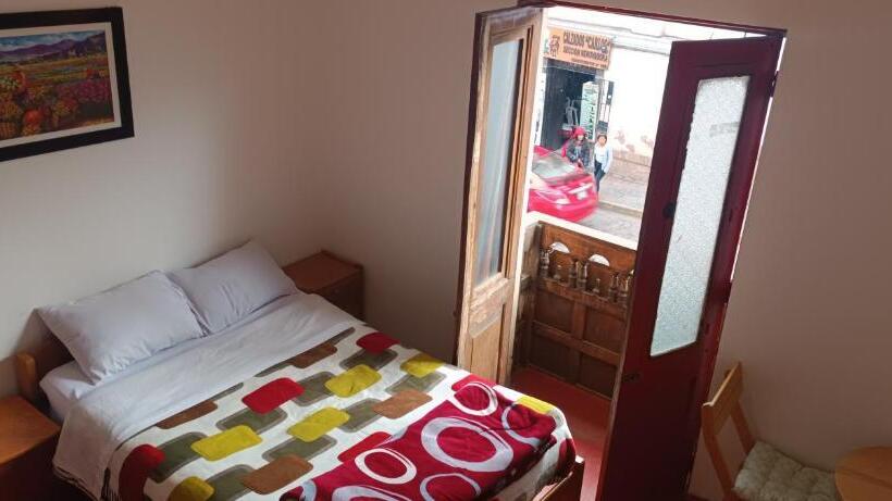 اتاق استاندارد با بالکن, Sk Hostal