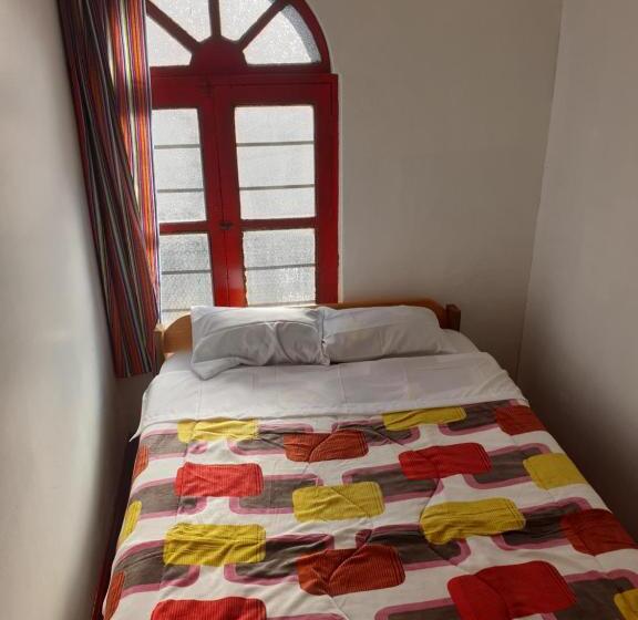 اتاق عادی, Sk Hostal