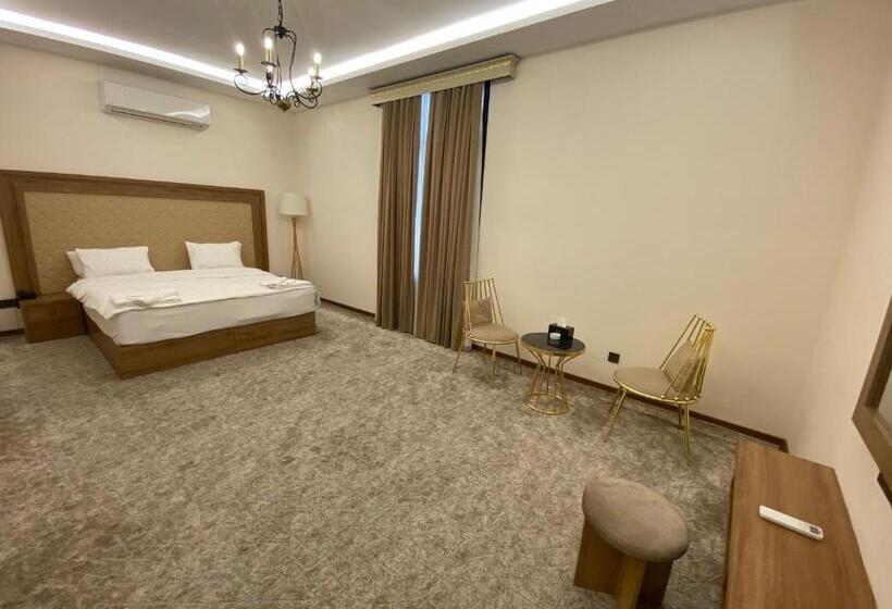 استودیوی استاندارد, Haden