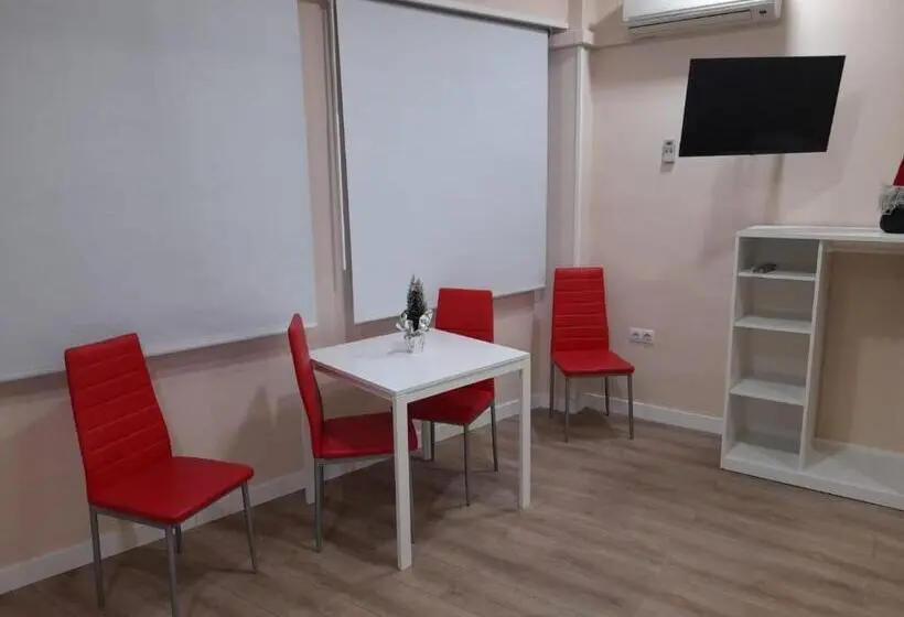 Standaard Studio, Hospedaje Benacazon A49