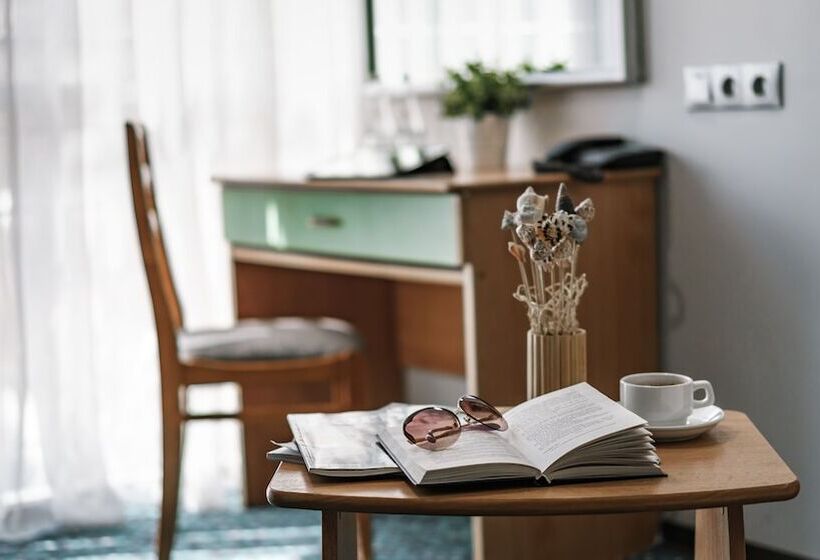 اتاق سوپریور با بالکن, City Park Hotel Sochi