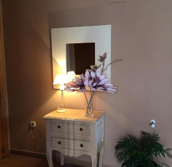 غرفة إقتصادية, Arcas De Agua