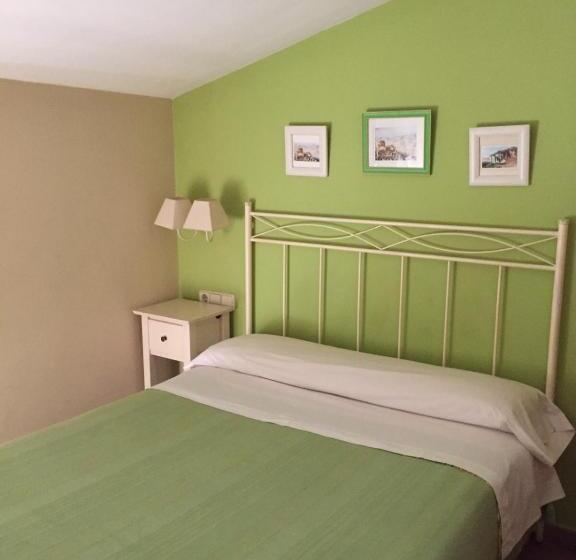 غرفة إقتصادية, Arcas De Agua