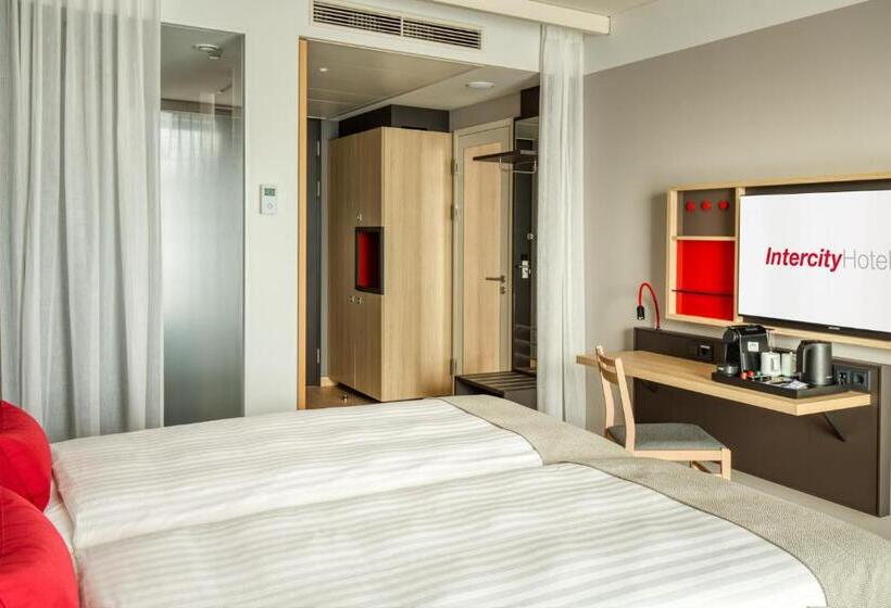 Номер Superior, Intercityhotel Amsterdam Schiphol Airport