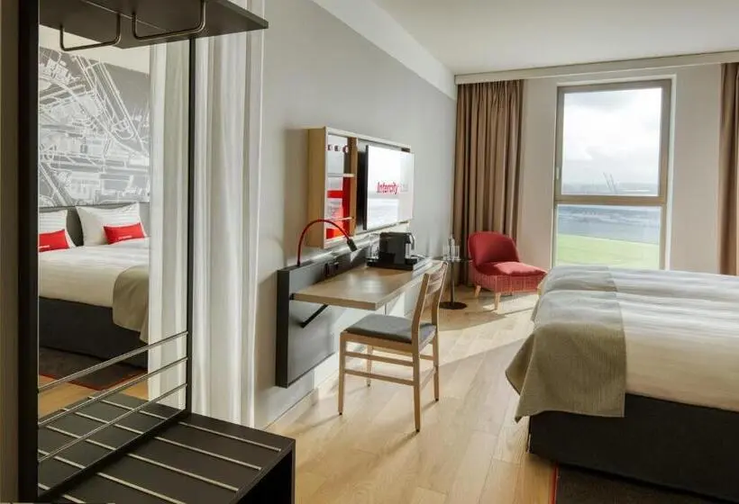 Superior-huone, Intercityhotel Amsterdam Schiphol Airport
