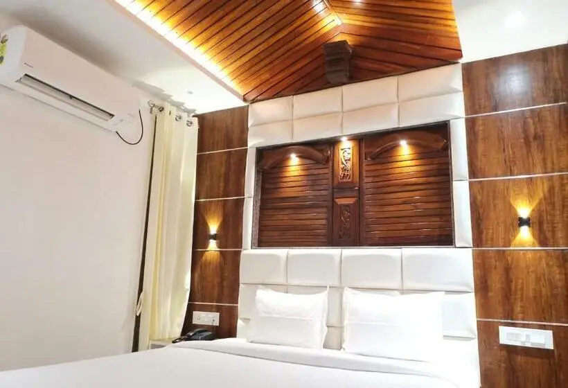 デラックスルーム, Krishna S Wood Villas