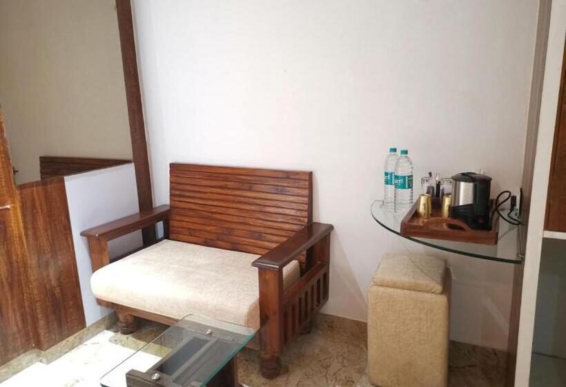 חדר דלוקס, Krishna S Wood Villas