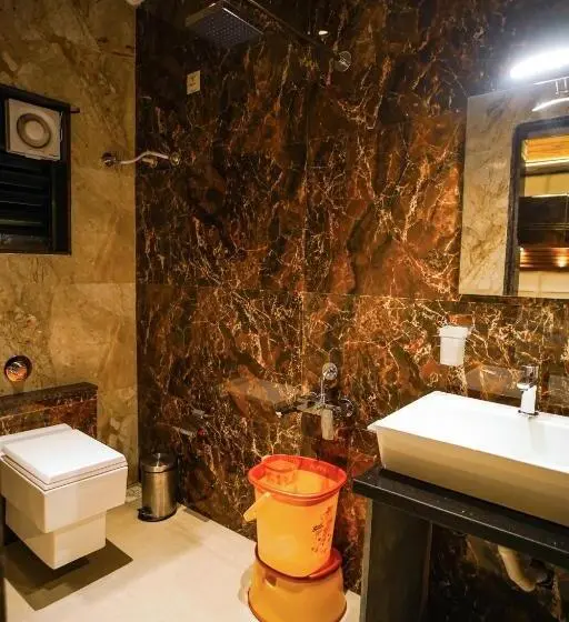 デラックスルーム, Krishna S Wood Villas