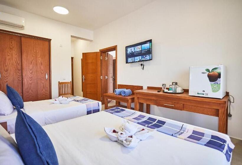 اتاق لوکس با چشمانداز دریا, Malika Nungwi