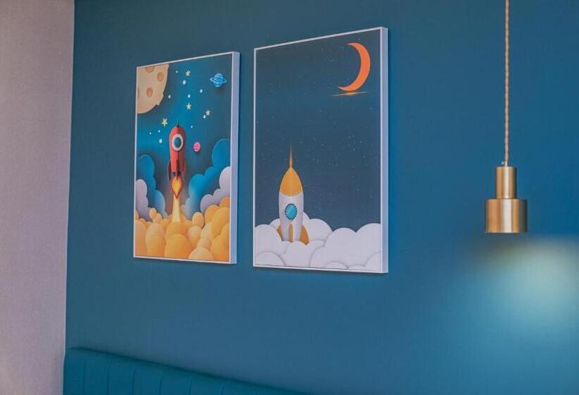 חדר משפתחתי סופריור, Wutong Ins Designer