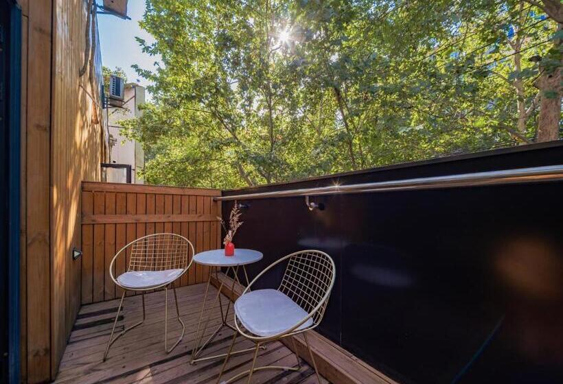 חדר משפחתי דלוקס, Wutong Ins Designer