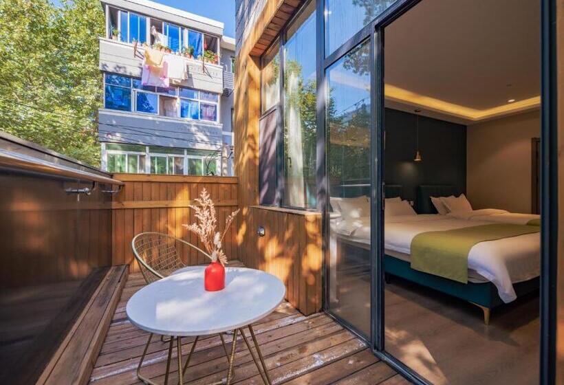 חדר משפחתי דלוקס, Wutong Ins Designer