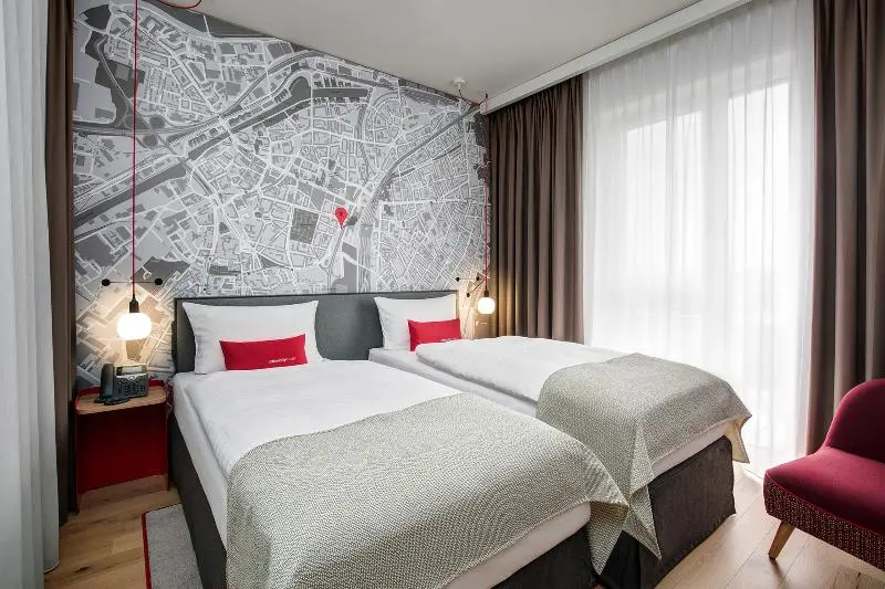 Superior-huone, Intercityhotel Amsterdam Schiphol Airport