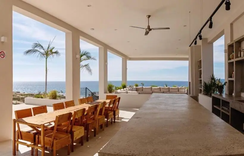 Talo 1 Makuuhuone, Topia Retreat  Sunset Suite