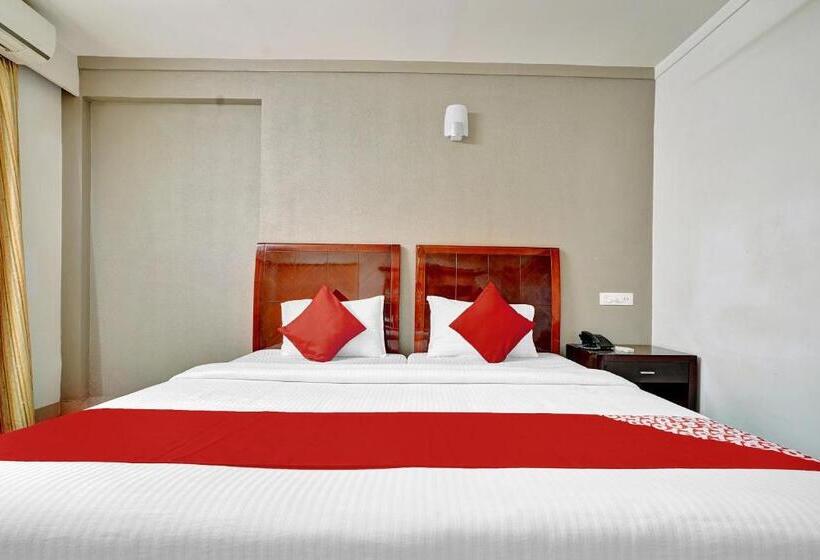 Quarto Triplo Clássico, Flagship 82582 Aec Residency