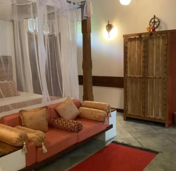 디럭스 스튜디오, Mind Body And Soul