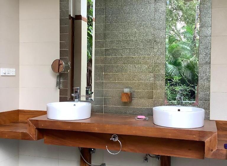 디럭스 스튜디오, Mind Body And Soul