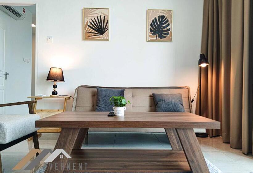 디럭스 스위트, Stirling Suites