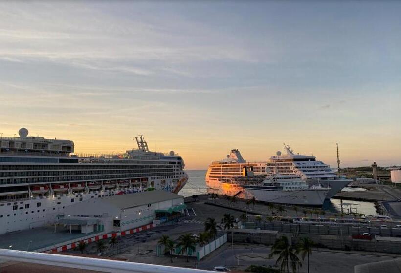 استودیوی استاندارد با چشمانداز دریا, Ocean View Condo Overlooking The Caribbean Sea