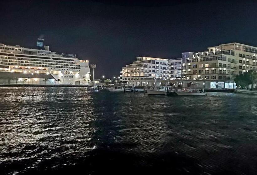 استودیوی استاندارد با چشمانداز دریا, Ocean View Condo Overlooking The Caribbean Sea