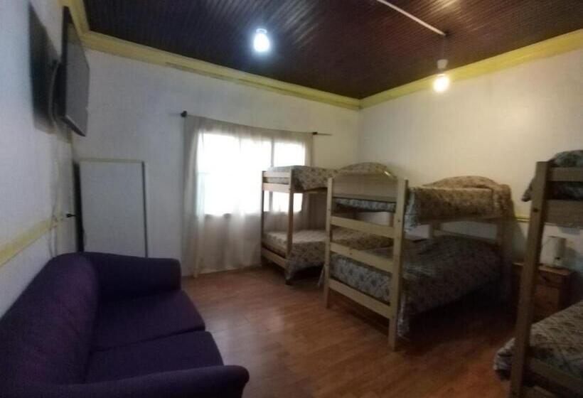 Quarto Familiar, Hostal Estación Recreo