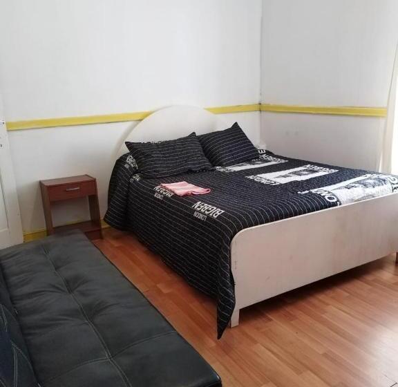 Quarto Familiar, Hostal Estación Recreo