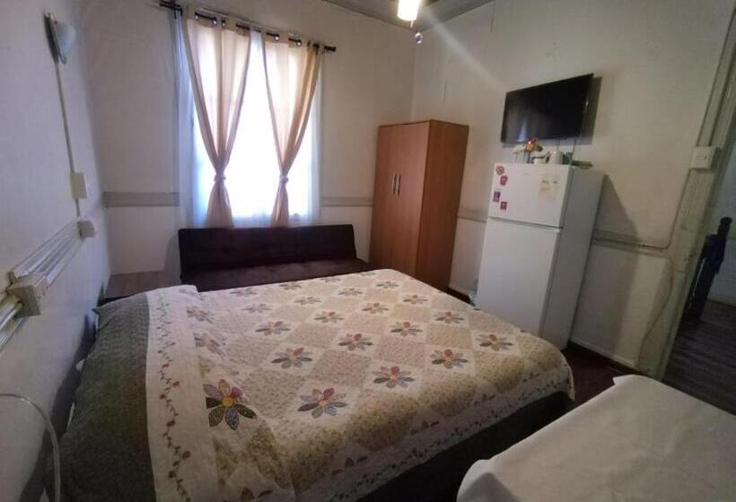 Quarto Classe Business, Hostal Estación Recreo