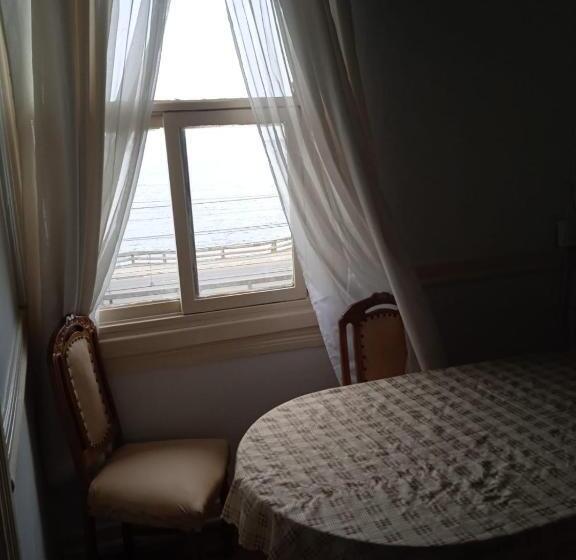 Quarto Familiar, Hostal Estación Recreo