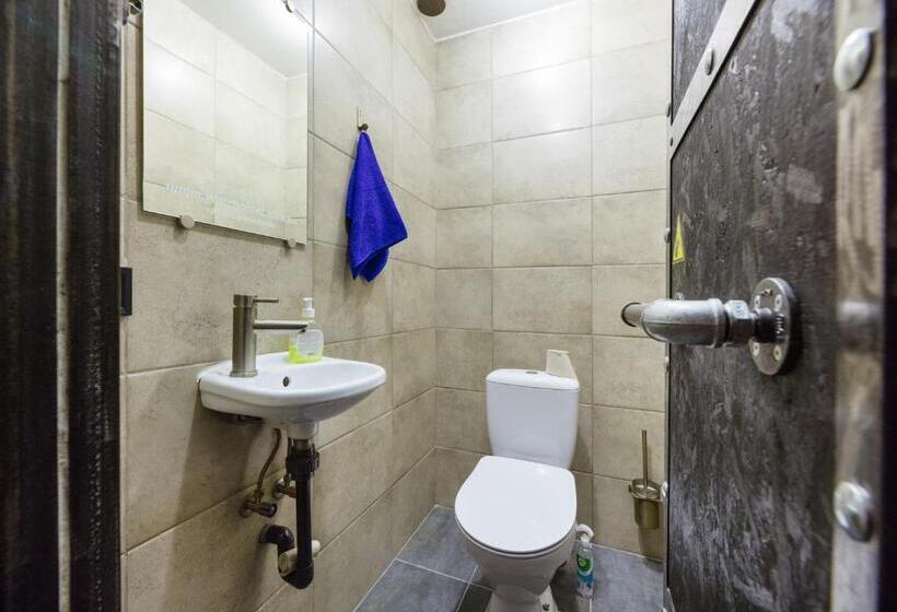 Pokój Standard Jednoosobowy, Hostel Prison