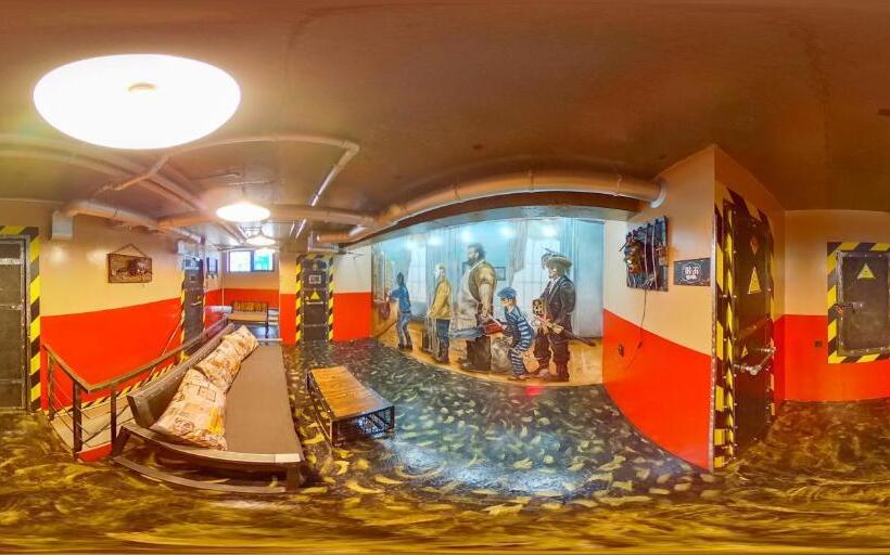 Pokój Standard, Hostel Prison