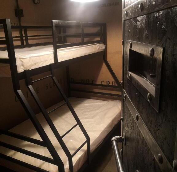 Pokój Standard Jednoosobowy, Hostel Prison