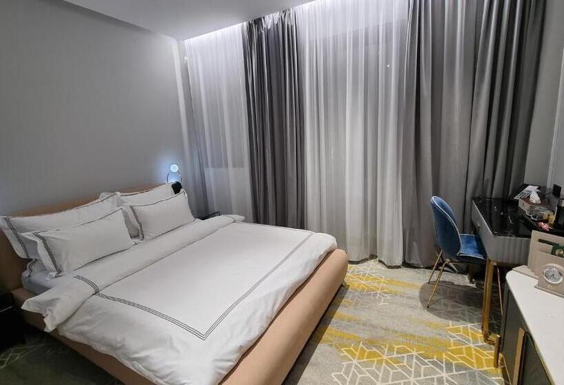 اتاق استاندارد, Arn Boutique