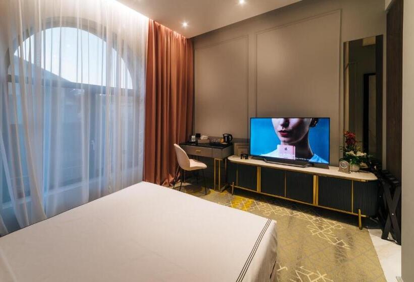 اتاق استاندارد, Arn Boutique