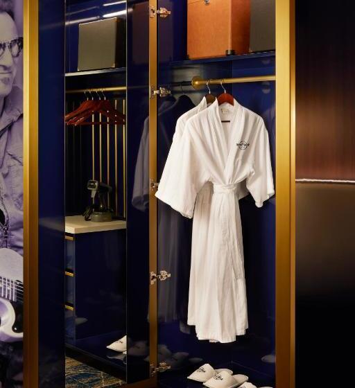 带大床的豪华间, Hard Rock Hotel New York