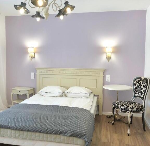 Люкс 2 Спальни, Hôtel D’artiste