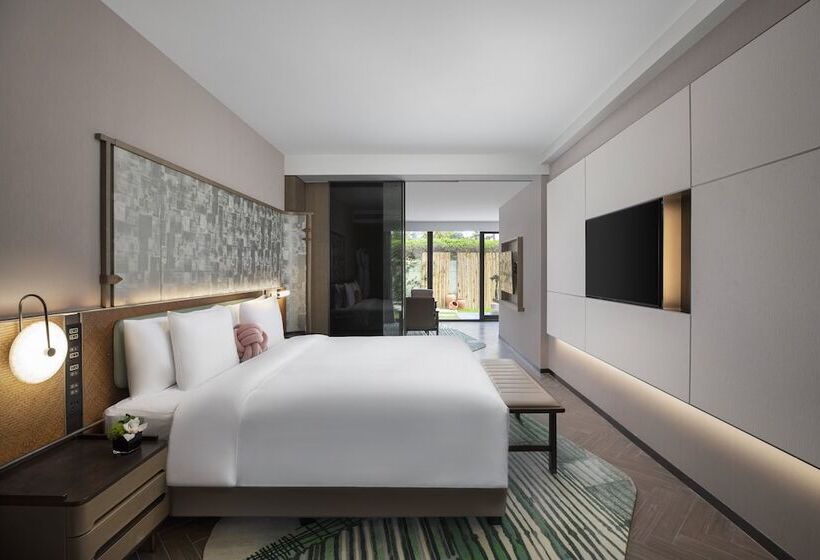 Номер Премиум Вид на Озеро, Indigo Suzhou Yangcheng Lake, An Ihg