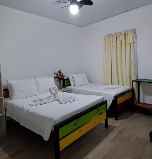 ベーシックトリプルルーム, La Castella