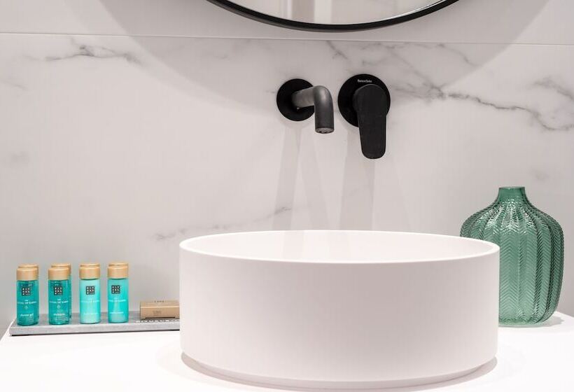 اتاق پرمیوم, L&h Gran Via Valencia