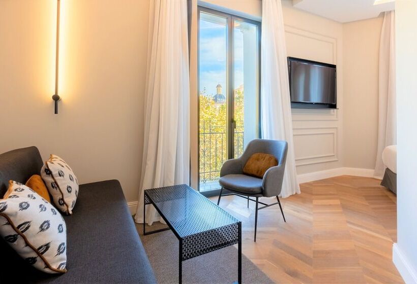 سوییت جونیور, L&h Gran Via Valencia