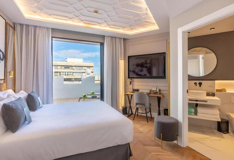 Premium room with terrace, L&h Gran Via Valencia