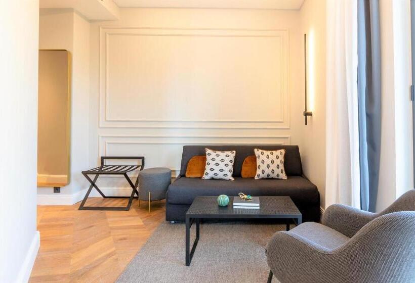 سوییت, L&h Gran Via Valencia