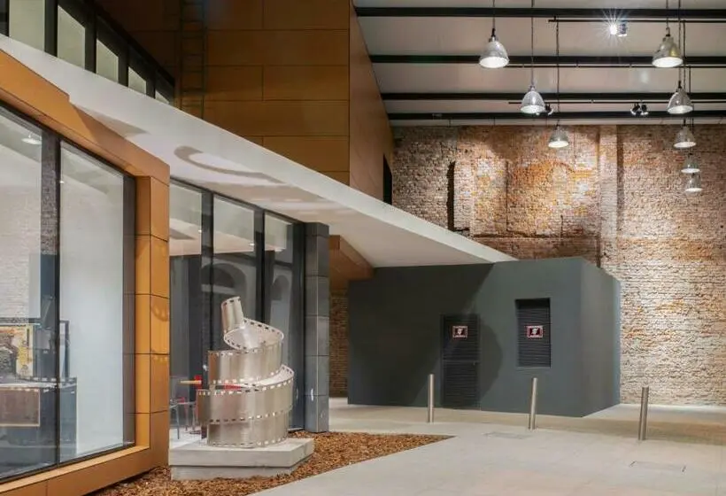 スタンダードルーム, Moov Porto Alegre