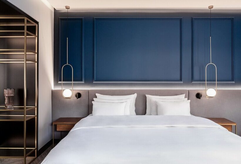 اتاق خانوادگی, Radisson Collection Bilbao