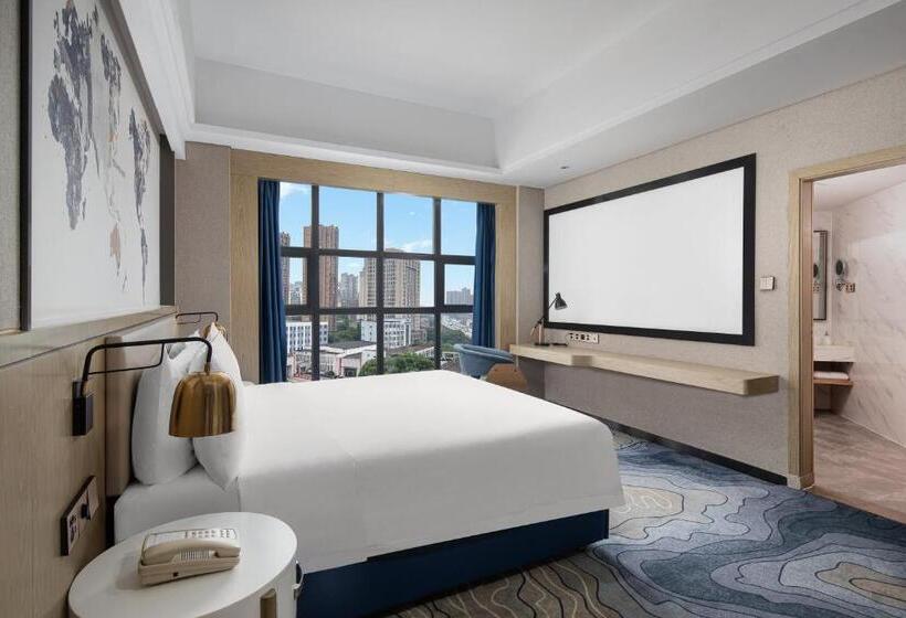غرفة سوبيريور سرير كينج, Ramada By Wyndham Changsha Tianxin