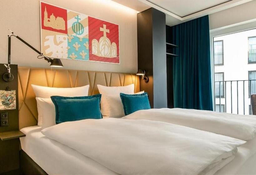 Стандартный Номер Кровать Кинг, Motel One Aachen