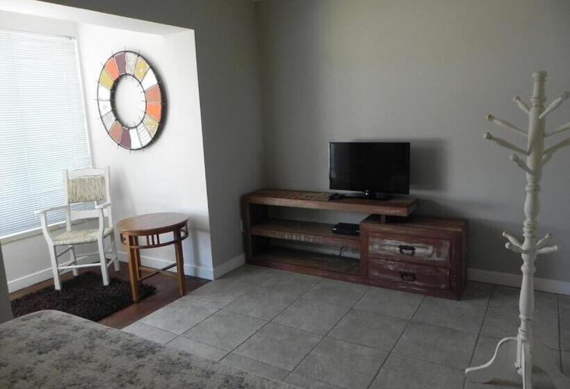 수피리어 트리플 룸, A Casa Dos Hóspedes