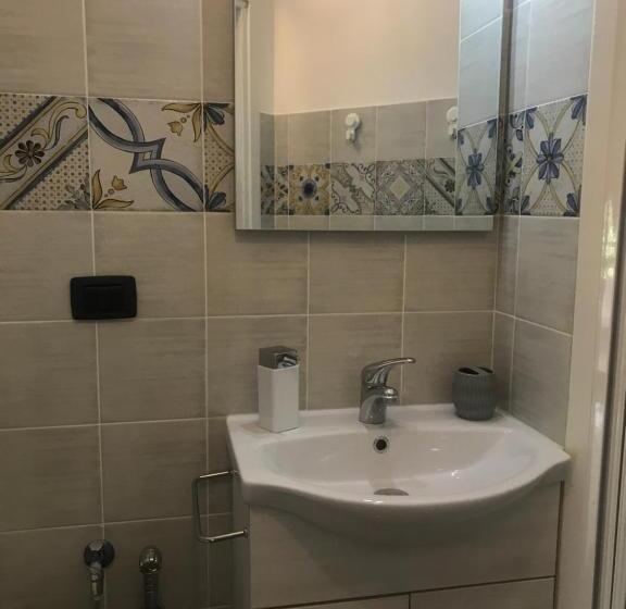 חדר סטנדרט עם מרפסת, Fontane Bianche Guest Rooms