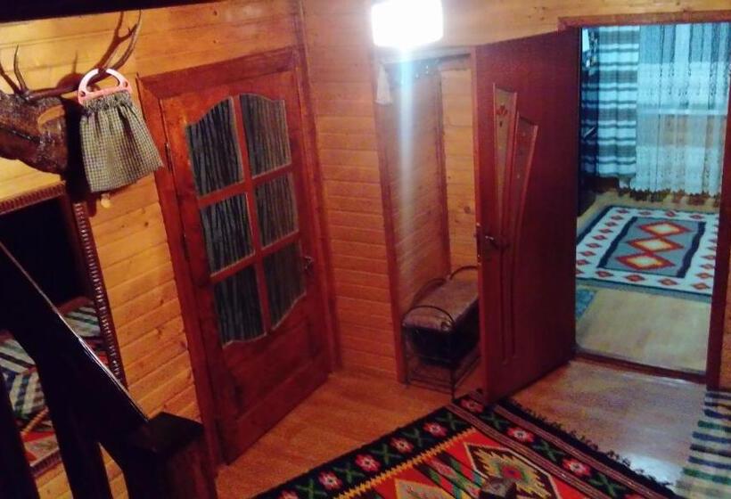 خانه 2 خوابه, U Ilka