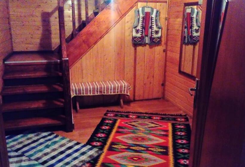 خانه 2 خوابه, U Ilka